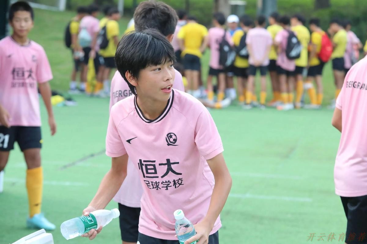 开云体育APP：中青赛U-13决赛首回合  恒大足校2比1胜浙江