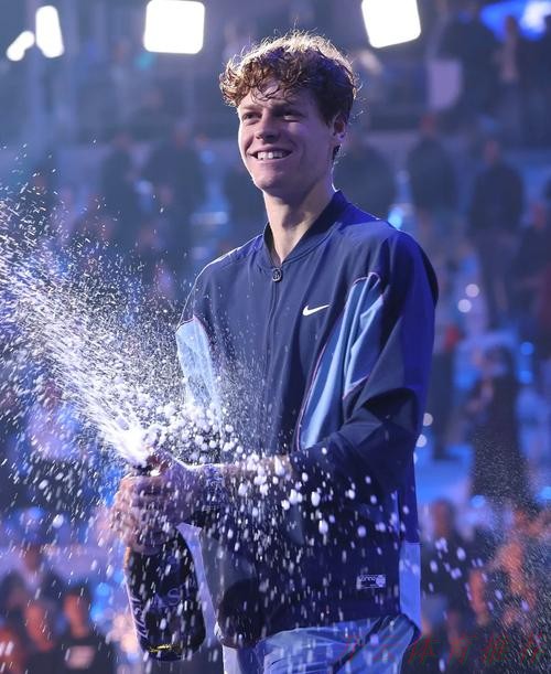 开云体育中心：辛纳蝉联ATP年终总决赛男单冠军